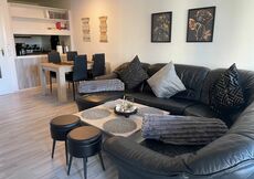 Apartment 527